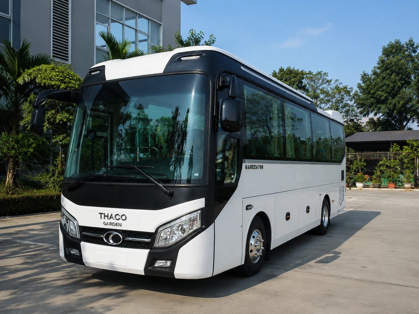 Xe 35 chỗ